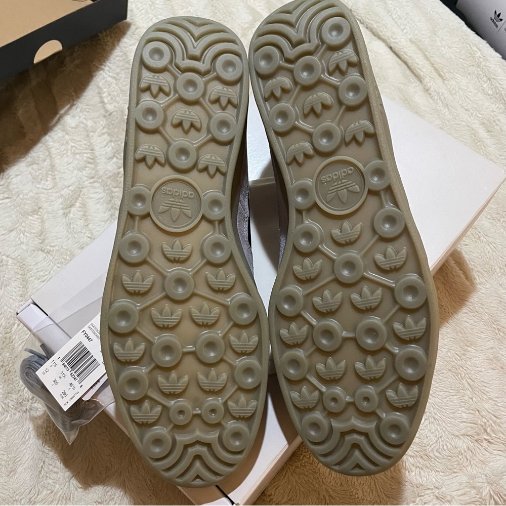 Adidas aloha super gonz brainwash victim - Picture 5 of 8